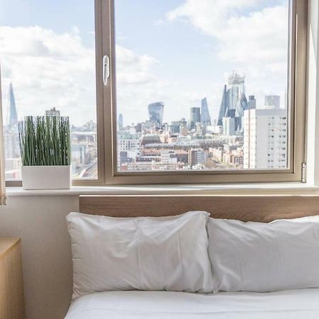 Modern 1 Bedroom Apartment In E1 With Great Views Лондон Экстерьер фото